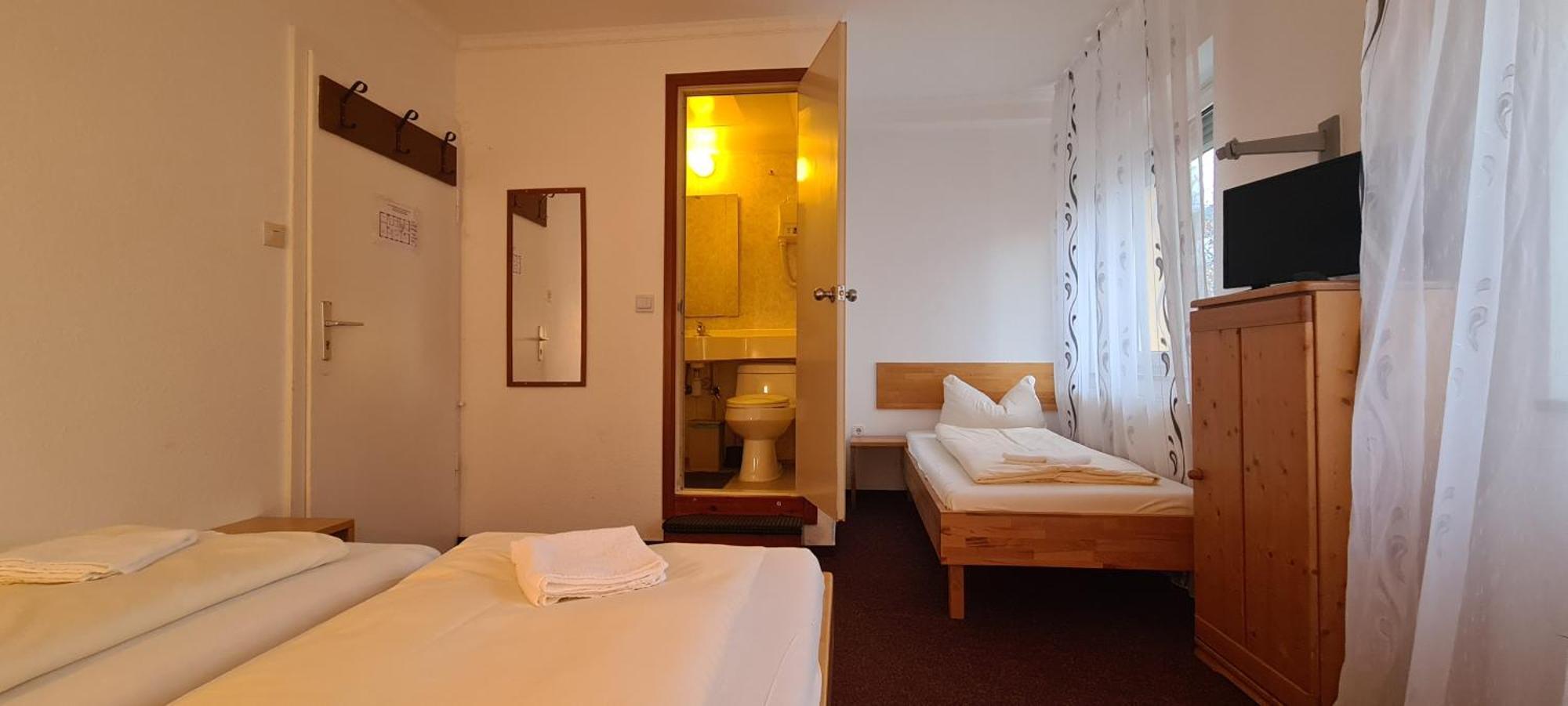 Hotel Lamm Stuttgart Cameră foto